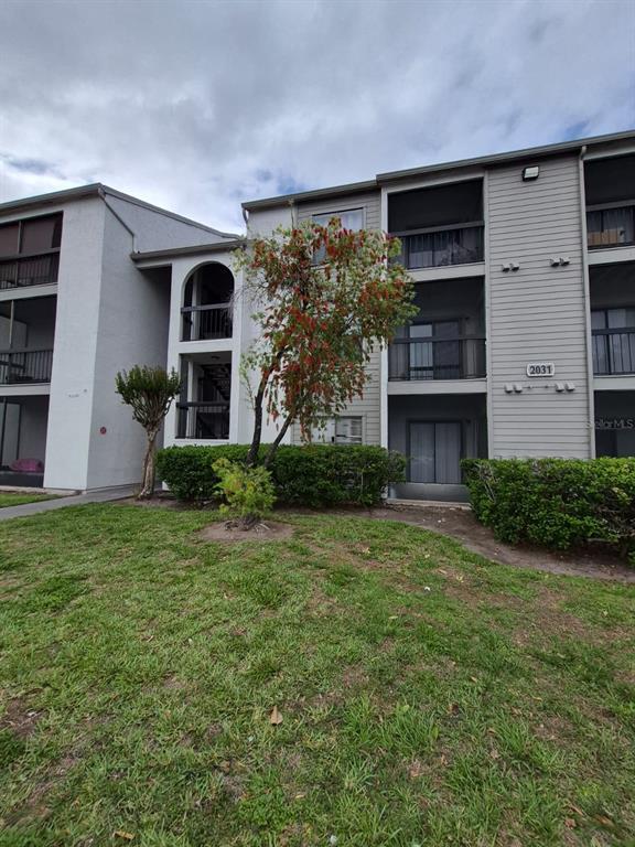 2031 Cascades Blvd in Kissimmee, FL - Building Photo - Building Photo