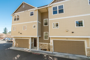 Springwater Corridor in Gresham, OR - Foto de edificio - Building Photo