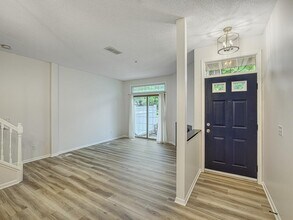 8432 Cortland Rd in Eden Prairie, MN - Building Photo - Building Photo