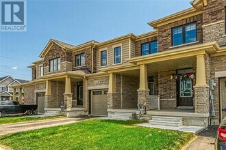 101 Selection Hts in Thorold, ON - Building Photo - Building Photo