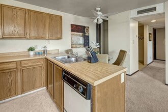 Alpine in Anchorage, AK - Building Photo - Building Photo