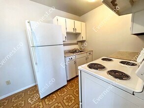 954 W Moreno Ave in Colorado Springs, CO - Building Photo - Building Photo