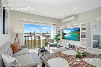 1211 Mollie St in San Diego, CA - Foto de edificio - Building Photo