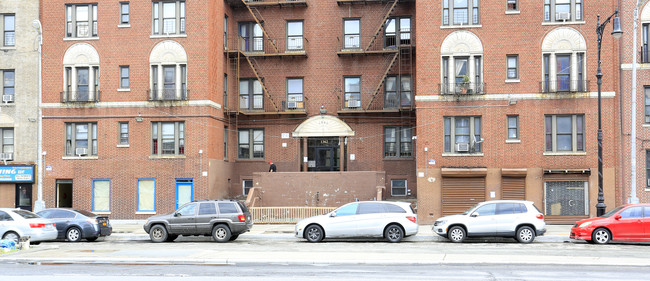 1362 Grand Concourse in Bronx, NY - Building Photo - Building Photo