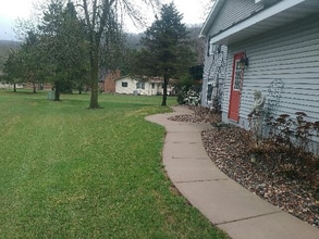 68 Warren Ct in Winona, MN - Building Photo - Building Photo