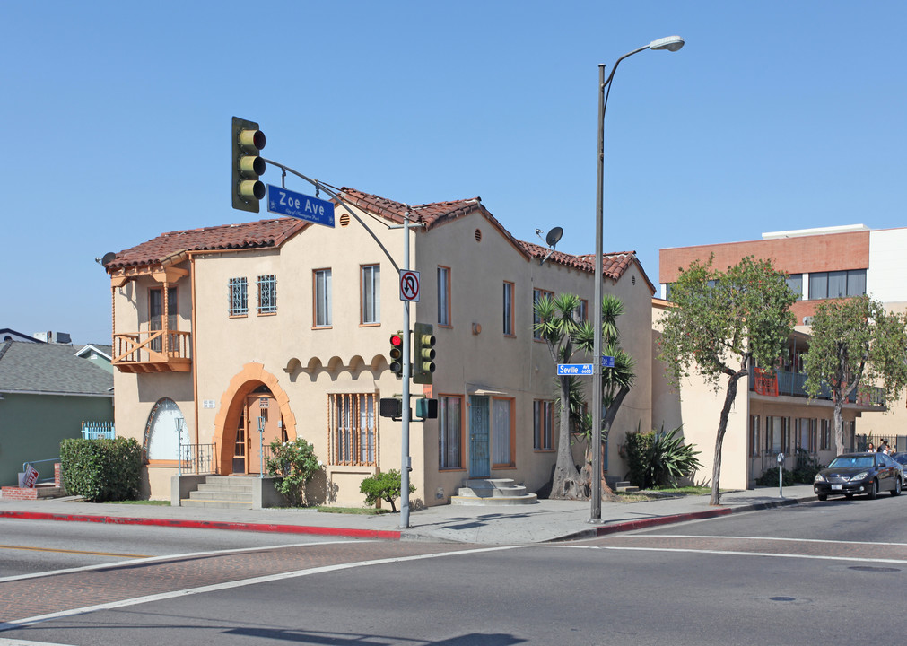 Zoe Seville Apartments in Huntington Park, CA - Foto de edificio