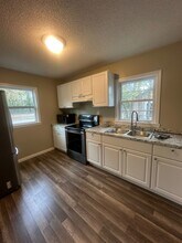 801 E Moore St in Valdosta, GA - Building Photo - Building Photo