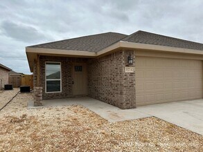 5527 Kemper St in Lubbock, TX - Building Photo - Building Photo