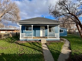 308 N Pacific St in Ellensburg, WA - Building Photo