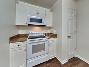 2017 Priya St in Thomasville, NC - Building Photo - Building Photo