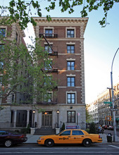 Central Park Plaza Condominium in New York, NY - Building Photo - Building Photo