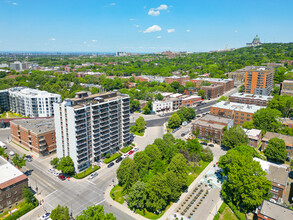 5455 Rue de Terrebonne, Unit 1110 in Montréal, QC - Building Photo - Building Photo