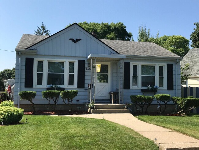 property at 7333 W Lisbon Ave