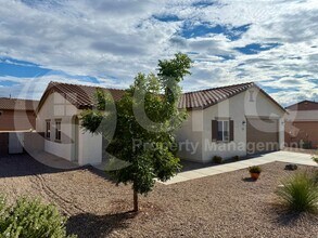 640 S Harry P Stagg Dr in Corona De Tucson, AZ - Building Photo - Building Photo