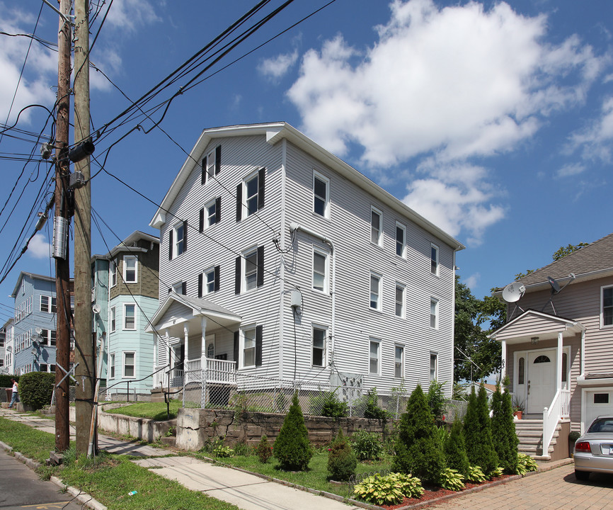 67 Booth St in New Britain, CT - Building Photo