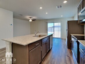 1090 W Virginia Ave in Florence, AZ - Building Photo - Building Photo