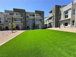 1106 Prospering Crk St in Las Vegas, NV - Building Photo - Building Photo