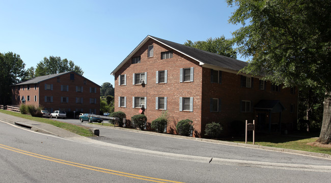 The Knob in Rocky Mount, VA - Building Photo - Building Photo