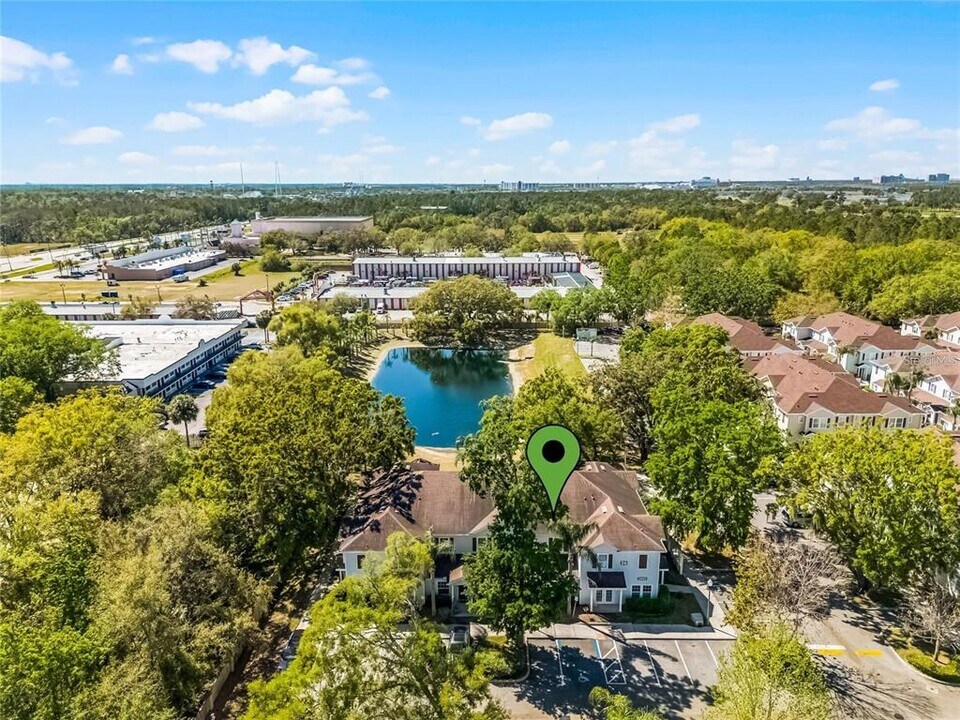 2900 Edenshire Wy in Kissimmee, FL - Building Photo