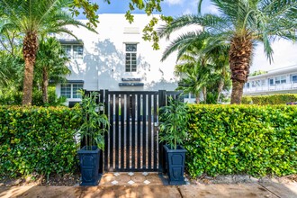 960 Jefferson Ave in Miami Beach, FL - Foto de edificio - Building Photo