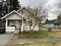 621 Nelson St in Sedro Woolley, WA - Foto de edificio - Building Photo