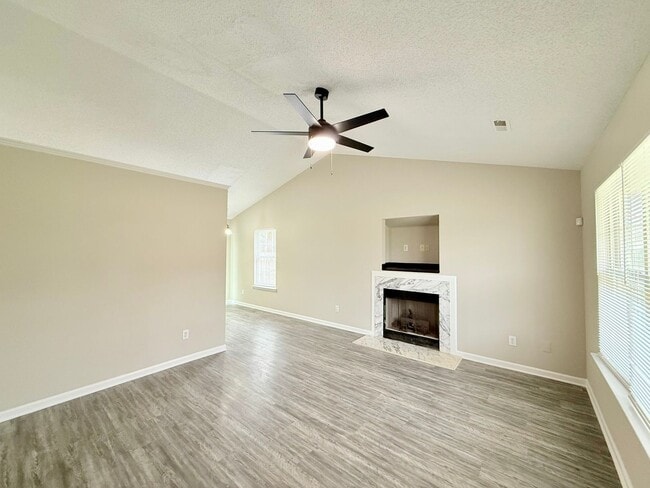 4504 Biesterfield Dr in Charlotte, NC - Building Photo - Building Photo