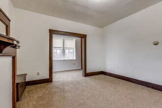 466 Hays Ave in Pittsburgh, PA - Building Photo - Building Photo