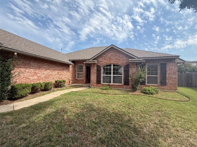 19132 Cottonwood Ct in Edmond, OK - Building Photo - Building Photo