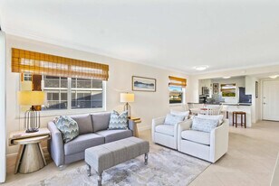 180 Pebble Beach Blvd, Unit SI ID1504160P in Naples, FL - Building Photo