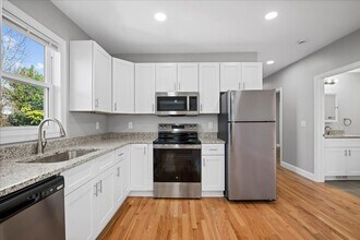 9 Upsala St in Worcester, MA - Building Photo - Building Photo