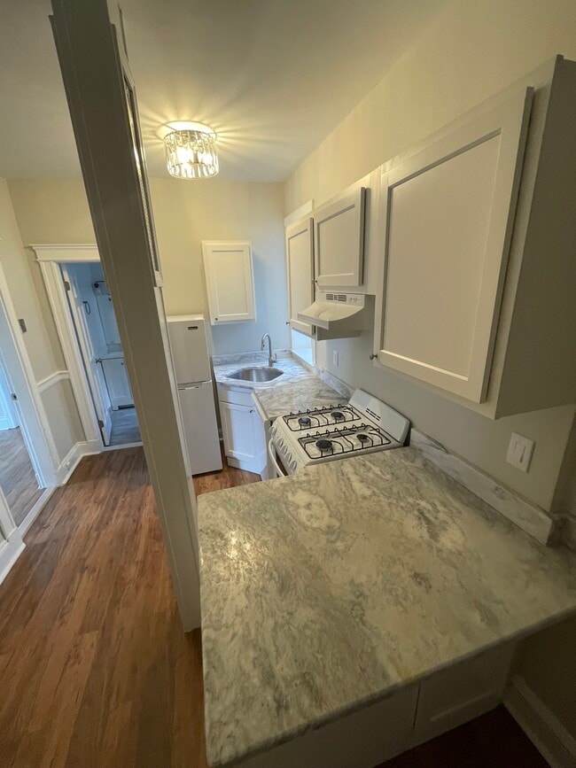 1165 Commonwealth Ave, Unit 14