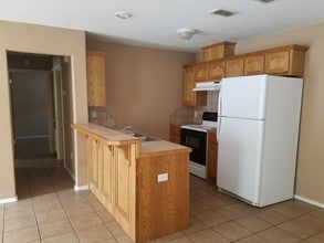 1014 French Ave in Edinburg, TX - Building Photo - Building Photo