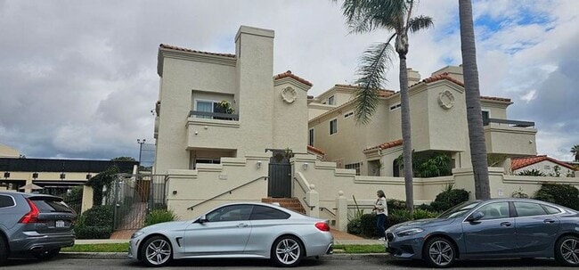 property at 7561 LA JOLLA Blvd
