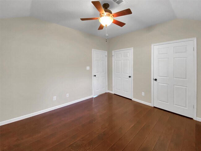 10825 Royal Magnolia Dr in Conroe, TX - Building Photo - Building Photo