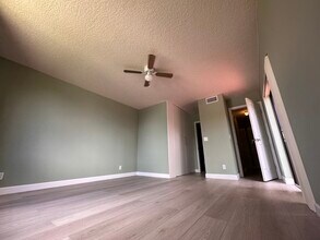 3871 Victoria Dr in West Palm Beach, FL - Building Photo - Building Photo