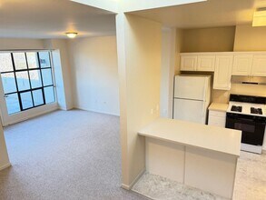 5330 College Ave in Oakland, CA - Building Photo - Building Photo