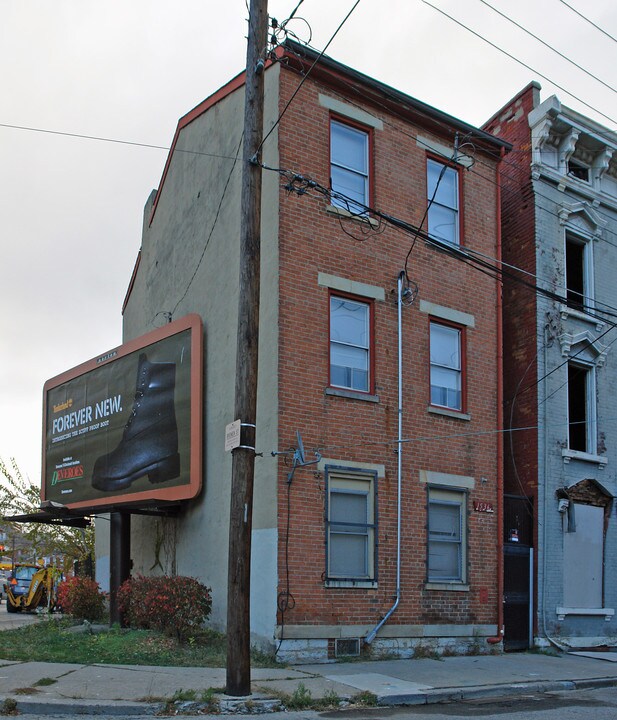 1536 Republic St in Cincinnati, OH - Building Photo