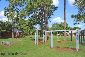 Carriage Crossing Apartments in Brooksville, FL - Building Photo - Building Photo