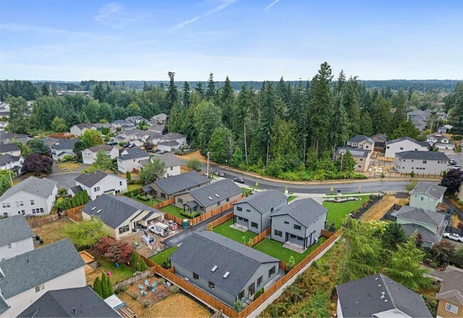 13815 48th Dr SE in Snohomish, WA - Building Photo - Building Photo