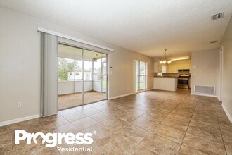 2141 Kendall Ct in Deltona, FL - Building Photo - Building Photo