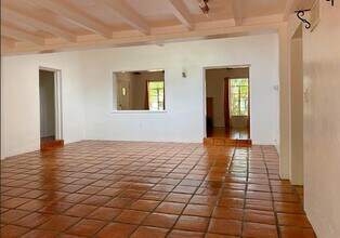 229 NE 101st St in Miami Shores, FL - Building Photo - Building Photo