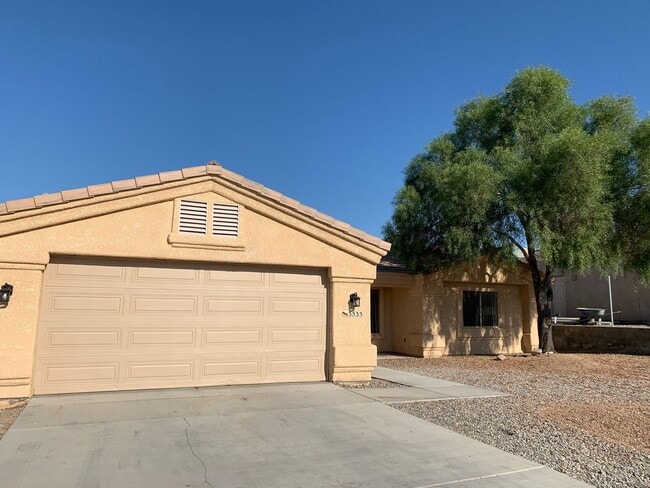 3535 Offshore Dr in Lake Havasu City, AZ - Foto de edificio - Building Photo