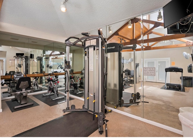 2106 Rainbow Dr in Arlington, TX - Building Photo - Building Photo