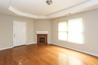700 S Grand Ave NW in Atlanta, GA - Building Photo - Building Photo