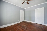 3319 Holman St photo'
