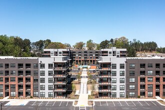 Vue at The Quarter in Atlanta, GA - Foto de edificio - Building Photo