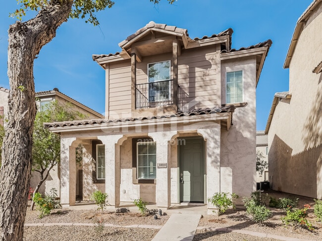 property at 10010 W Winslow Ave