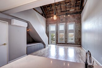 2711 Welton St in Denver, CO - Building Photo - Building Photo