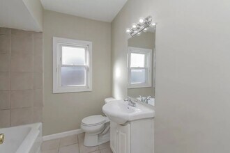 9320 S 54th Ct in Oak Lawn, IL - Building Photo - Building Photo