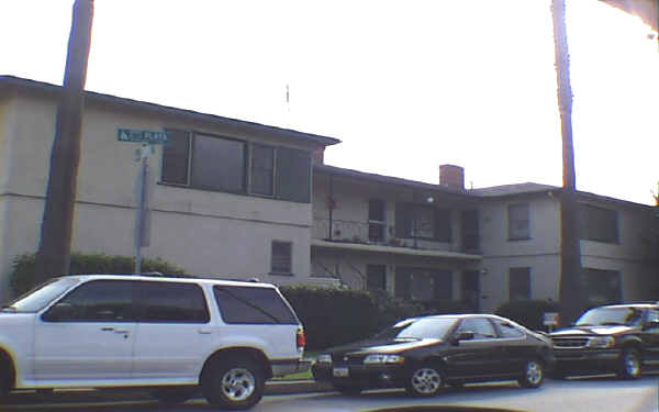 112 Paseo De La Playa in Redondo Beach, CA - Foto de edificio
